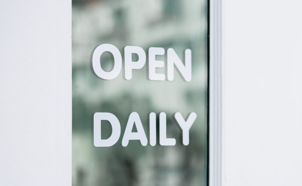 英語で作るカッティングステッカーの魅力とポイント