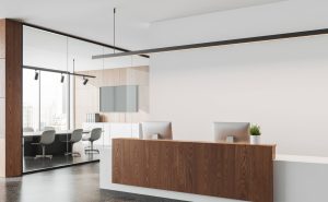 社名ステッカーをオフィスで失敗しない作り方！受付・会議室・ポストに使える素材/デザイン/発注ガイド