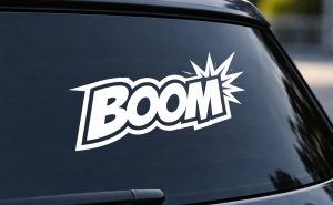 ステッカーの耐久が短くなる理由と対策｜素材・環境・加工別に解説