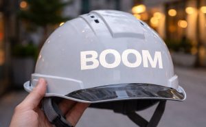 反射ステッカー作成の方法と選び方｜小ロット印刷・耐候性・入稿ポイントまで徹底解説